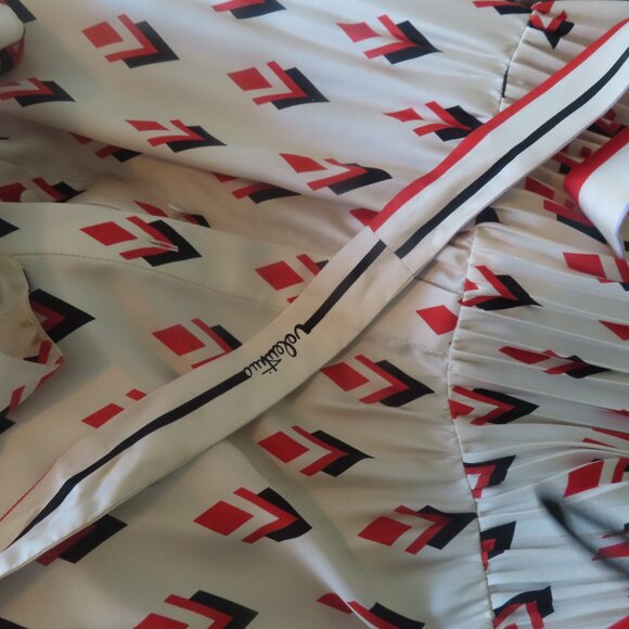 Valentino Garavani Bow Pleated Silk Twill Midi Dress - Picture 7 of 9